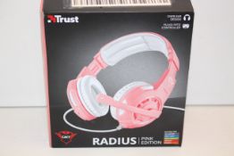 BOXED TRUST RADIUS PINK EDITION CXT GAMING HEADSET RRP £23.99Condition ReportAppraisal Available