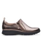 BOXED Clarks Un Adorn Leather Zip Up Shoes Standard D Fit SIZE 5 RRP £69Condition ReportAppraisal