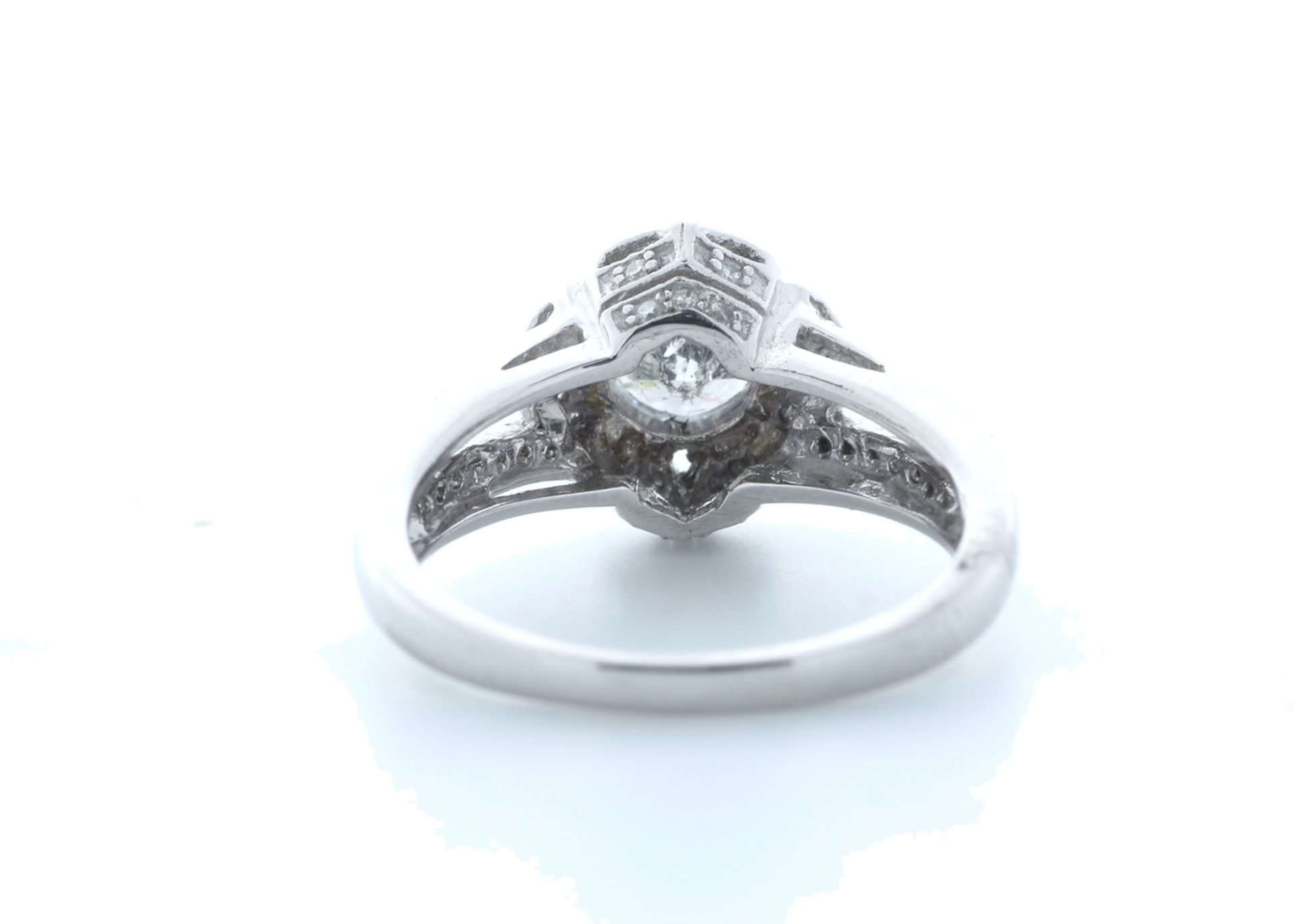 18ct White Gold Diamond Halo Ring 1.04 (0.81) Carats - Valued by IDI £9,000.00 - 18ct White Gold - Image 3 of 5