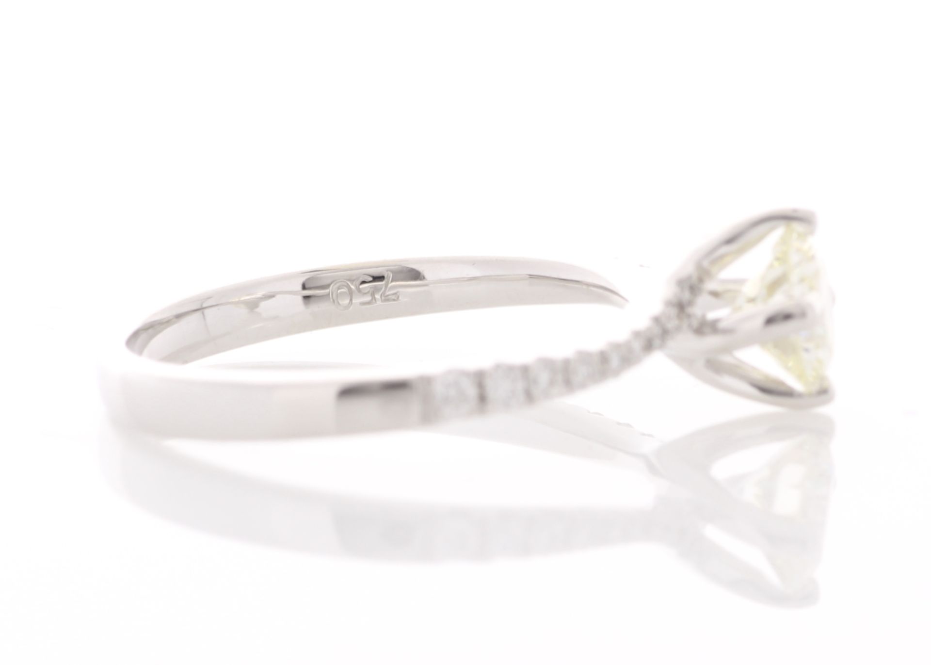 18ct White Gold Single Stone Prong Set With Stone Set Shoulders Diamond Ring (0.70) 0.87 Carats - - Image 4 of 5