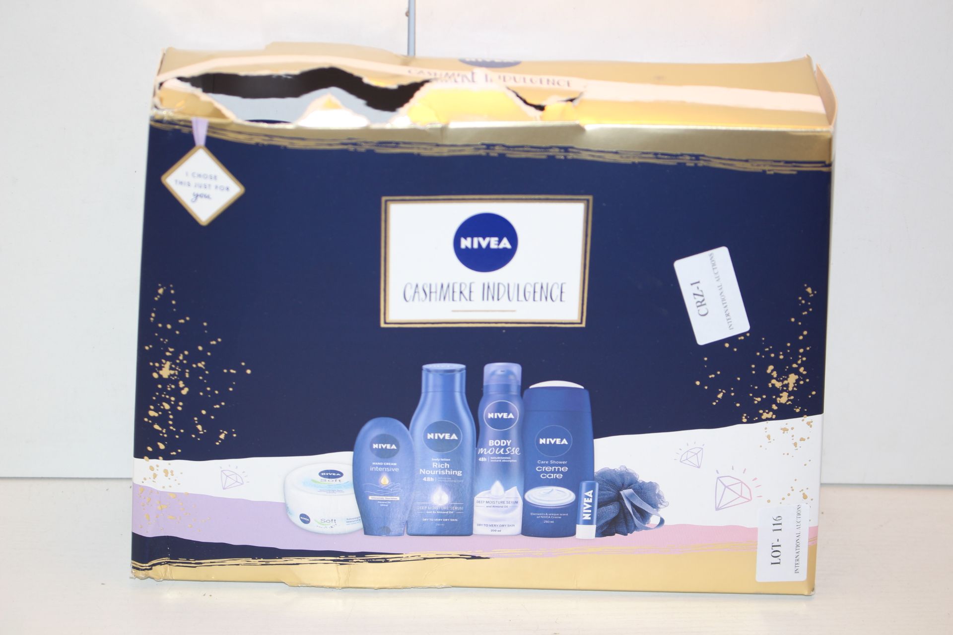 BOXED NIVEA CASHMERE INDULGENCE GIFT SET Condition ReportAppraisal Available on Request- All Items