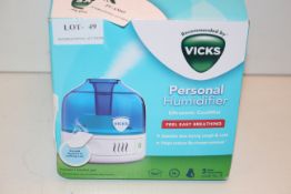 BOXED VICKS PERSONAL HUMIDIFIER RRP £24.99Condition ReportAppraisal Available on Request- All