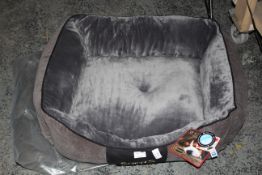 BAGGED SCRUFFS PET BED LARGE Condition ReportAppraisal Available on Request- All Items are
