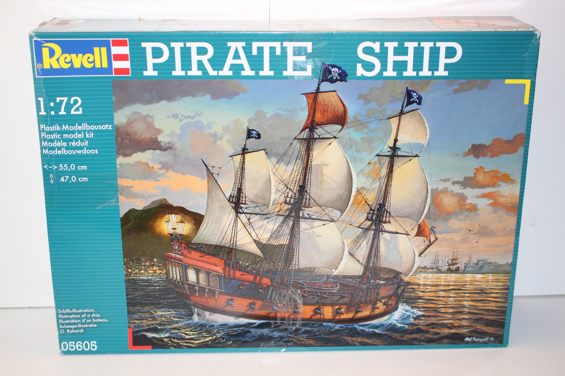 BOXED REVELL PIRATE SHIP 1:72 SCALE RRP £94.95Condition ReportAppraisal Available on Request- All