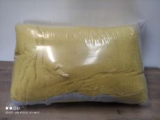GREY ND YELLOW SNUGGLE KING SIZE DUVET SETCondition ReportAppraisal Available on Request- All