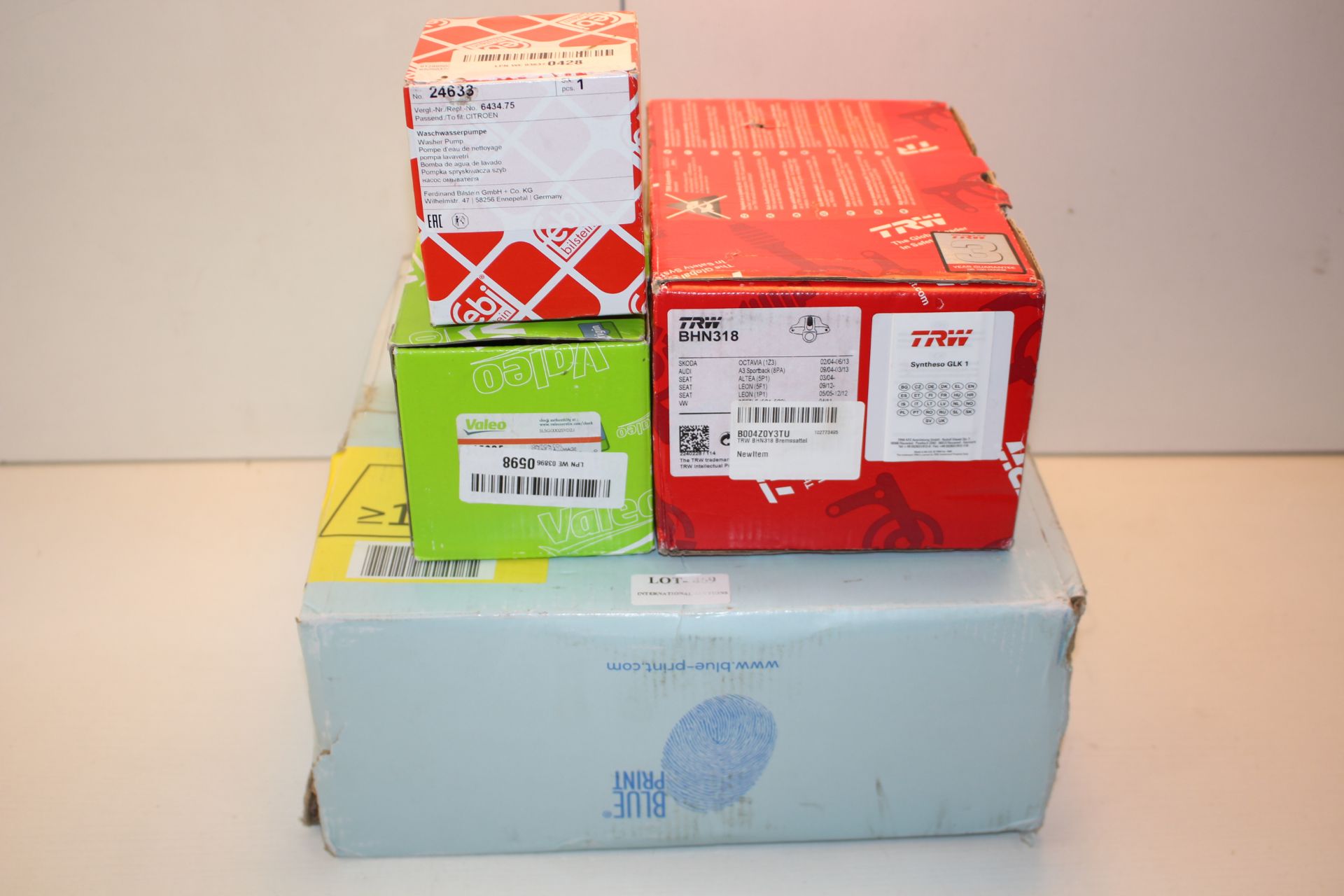 4X BOXED ASSORTED CAR PARTS/ACCESSORIES TO INCLUDE TRW, FEBI BILSTEIN, BLUE PRINT & VALEO (IMAGE