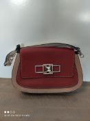 1 BEIGE,WHITE AND RED HANDBAGCondition ReportAppraisal Available on Request- All Items are
