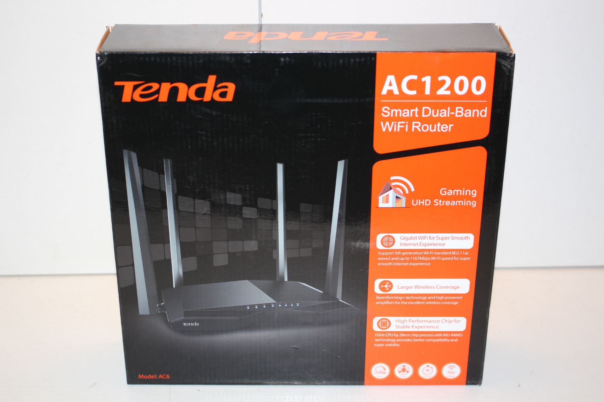 BOXED TENDA AC1200 SMART DUAL BAND WIFI ROUTER GAMING/UHD STREAMING RRP £36.99Condition