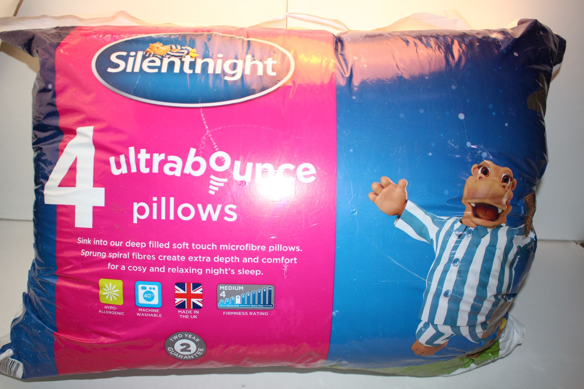 BAGGED 4PACK SILENTNIGHT ULTRA BOUNCE PILLOWS RRP £19.99Condition ReportAppraisal Available on