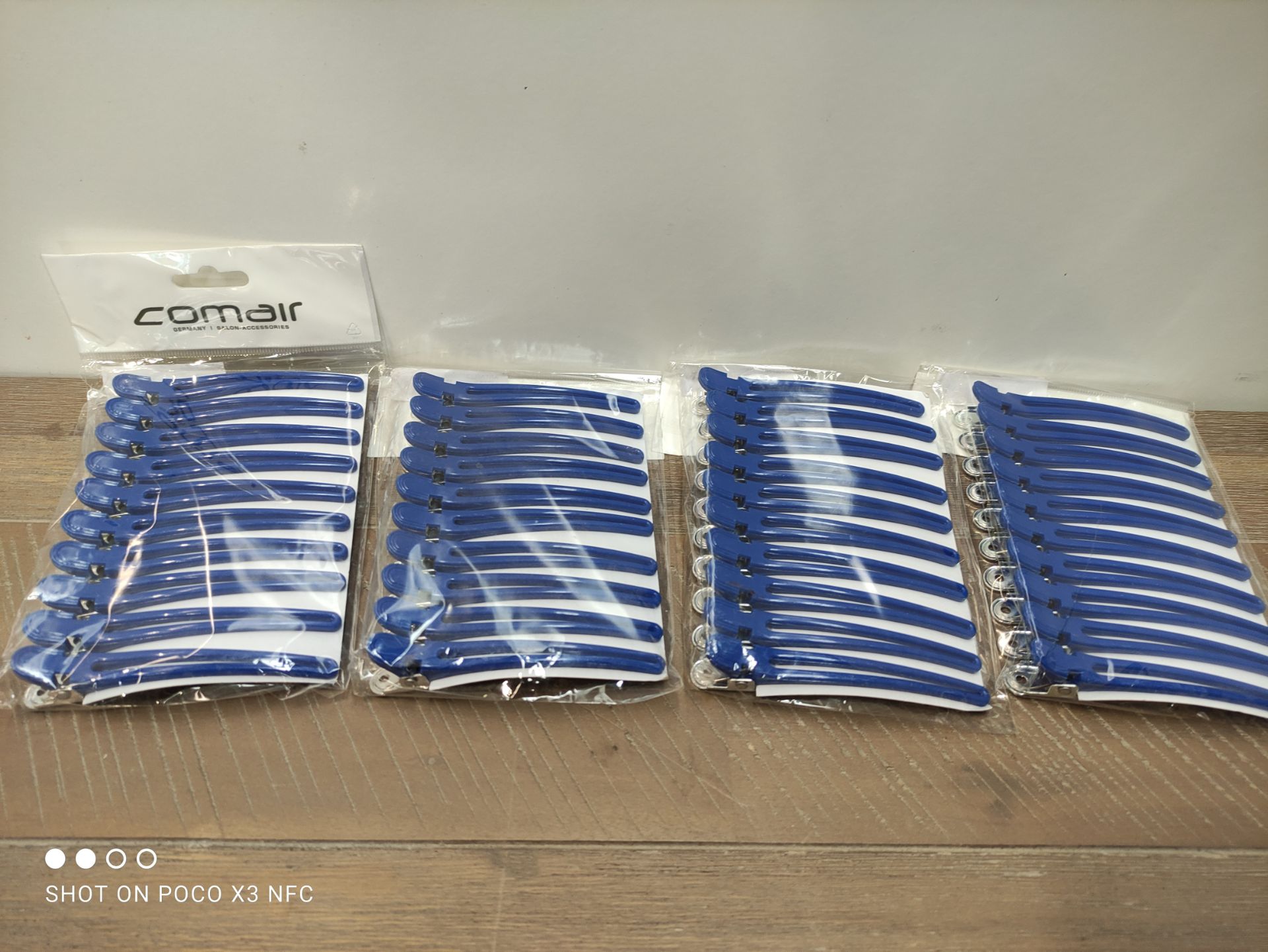 4 X PACKETS OF COMAIR SALON CLIPS COMBINED RRP £28Condition ReportAppraisal Available on Request-