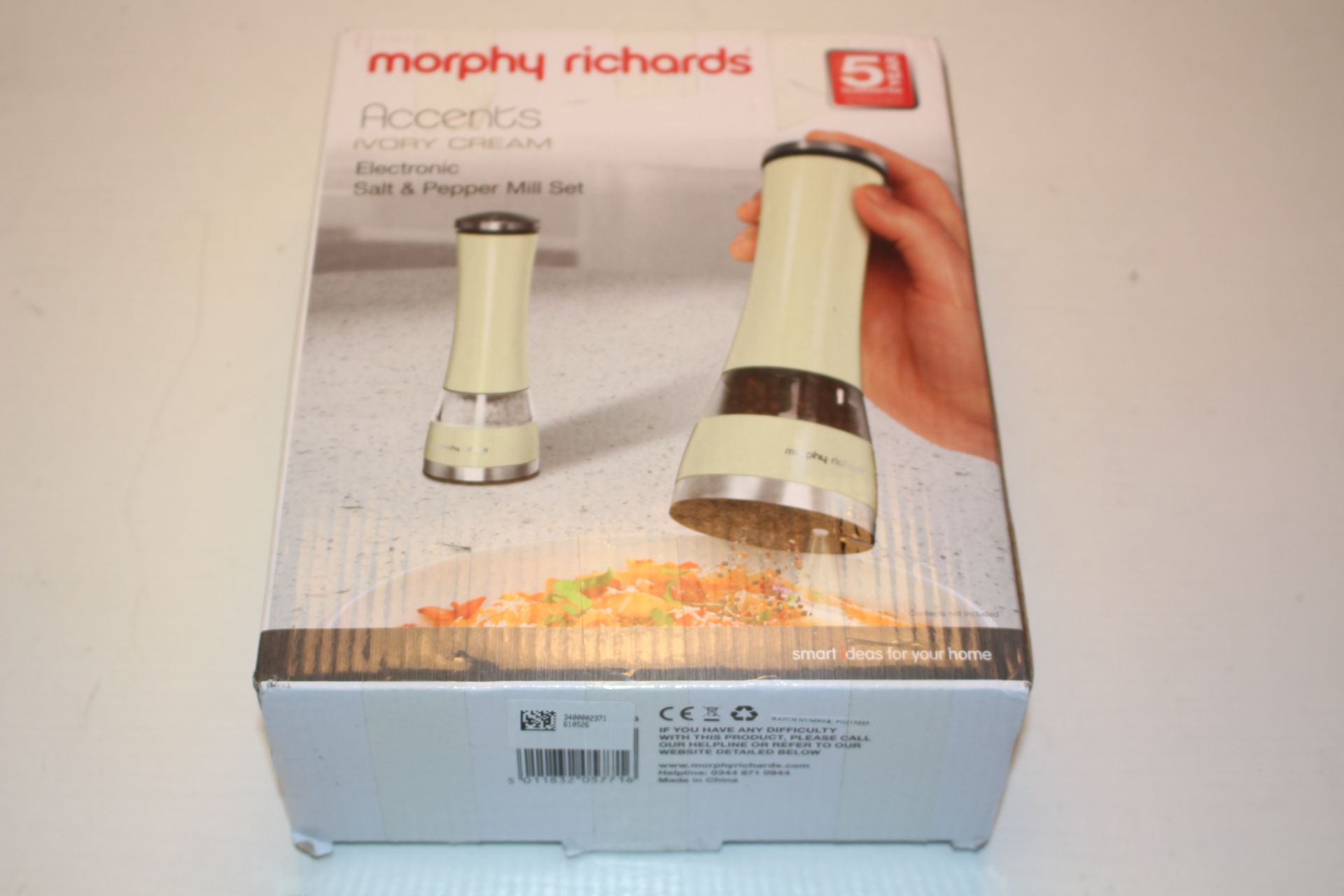 BOXED MORPHY RICHARDS ACCENTS IVORY CREAM ELECTRONIC SALT & PEPPER MILL SET RRP £29.99Condition