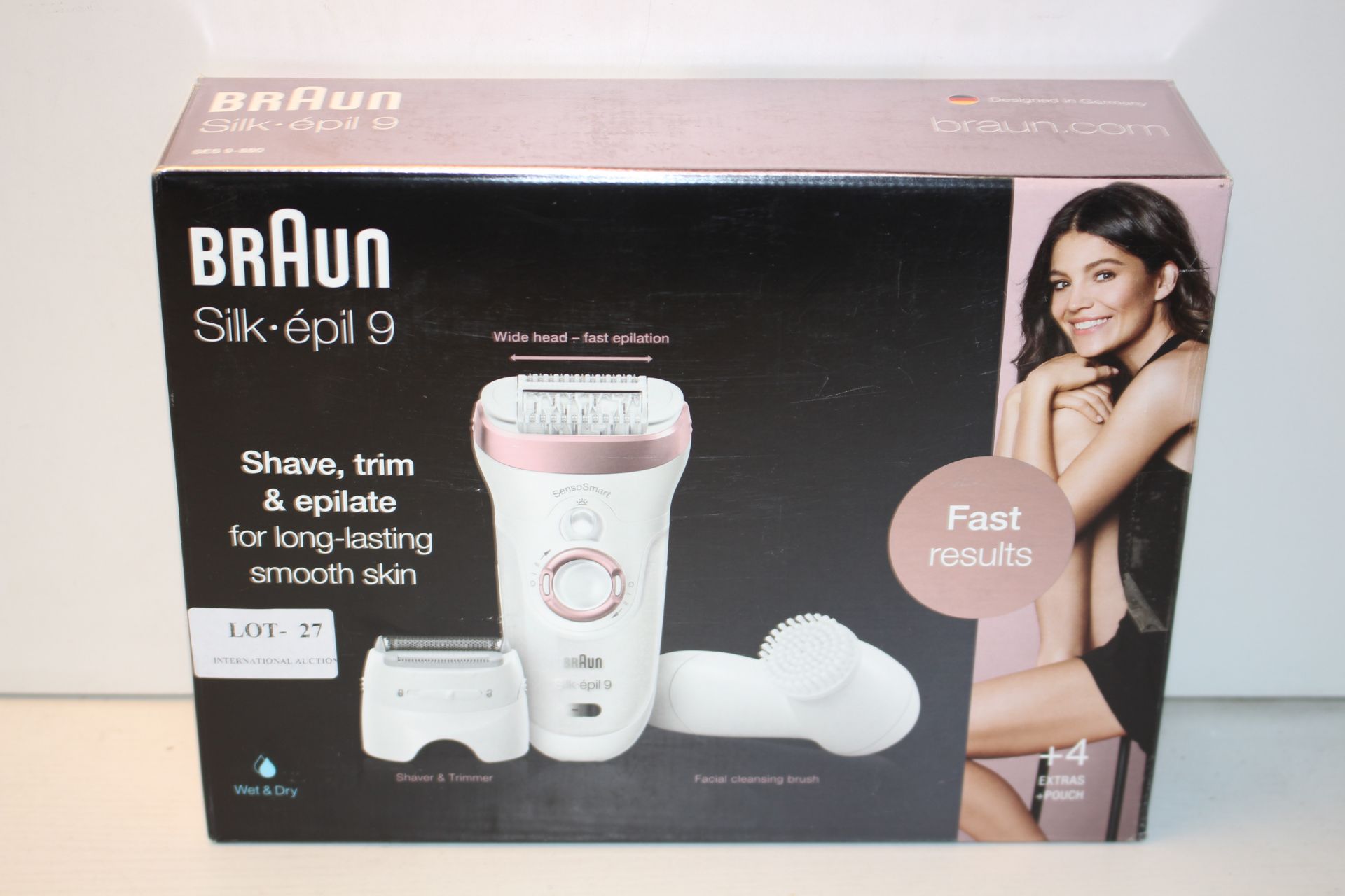 BOXED BRAUN SILK EPIL 9 SHAVE, TRIM & EPILATE MODEL: SES 9-880 RRP £79.99Condition ReportAppraisal