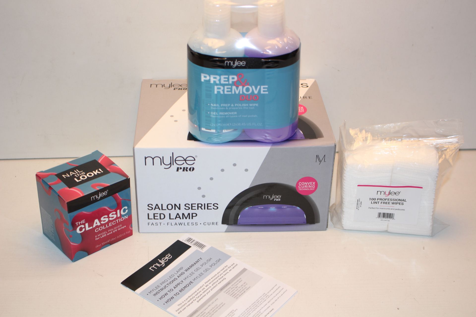 BOXED MYLEE PRO SALON SERIES LED LAMP SET WITH NAIL PREP KIT AND POLISHES RRP £59.99Condition