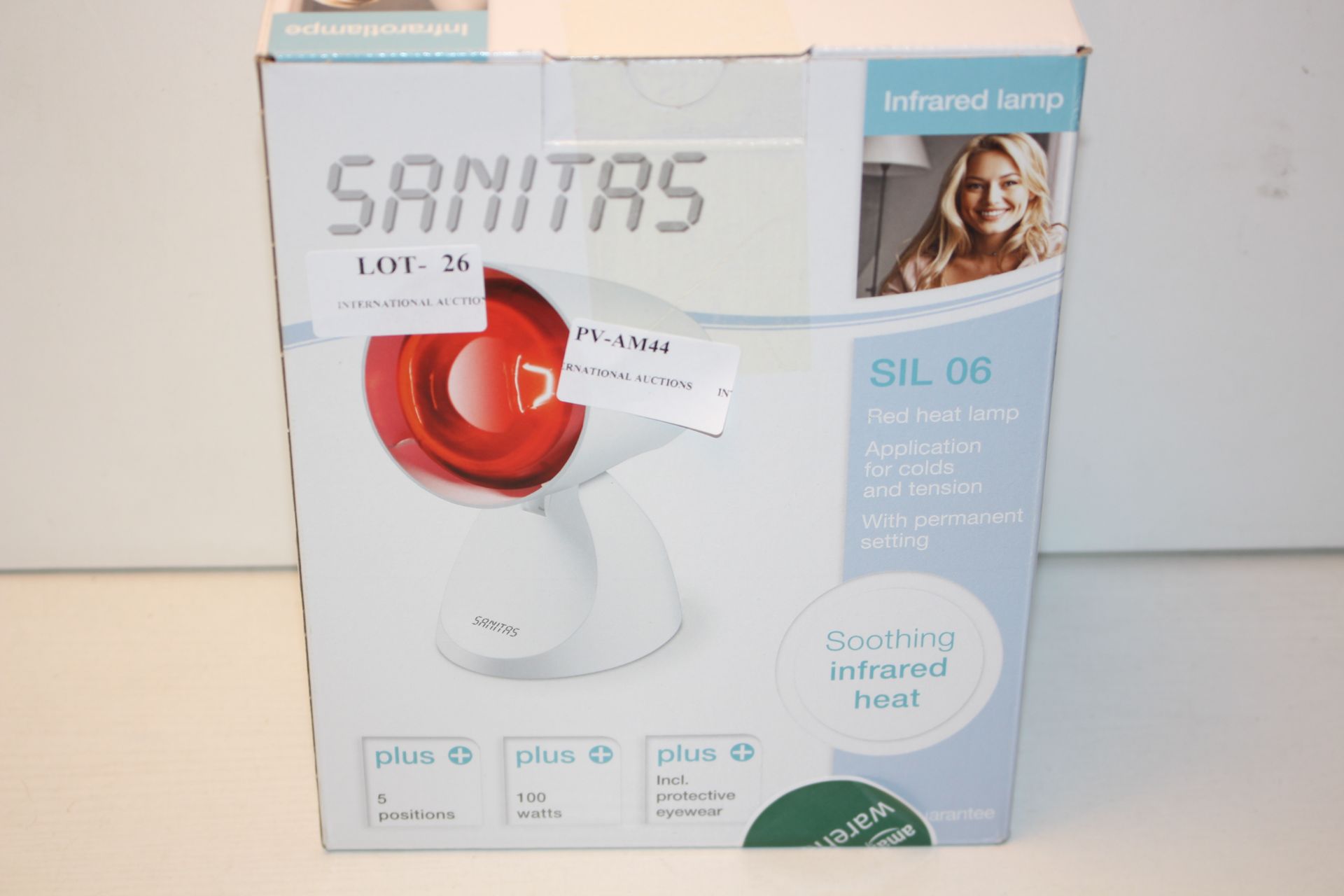 BOXED SANITAS INFRARED LAMP SIL06 RED HEAT LAMP RRP £21.99Condition ReportAppraisal Available on