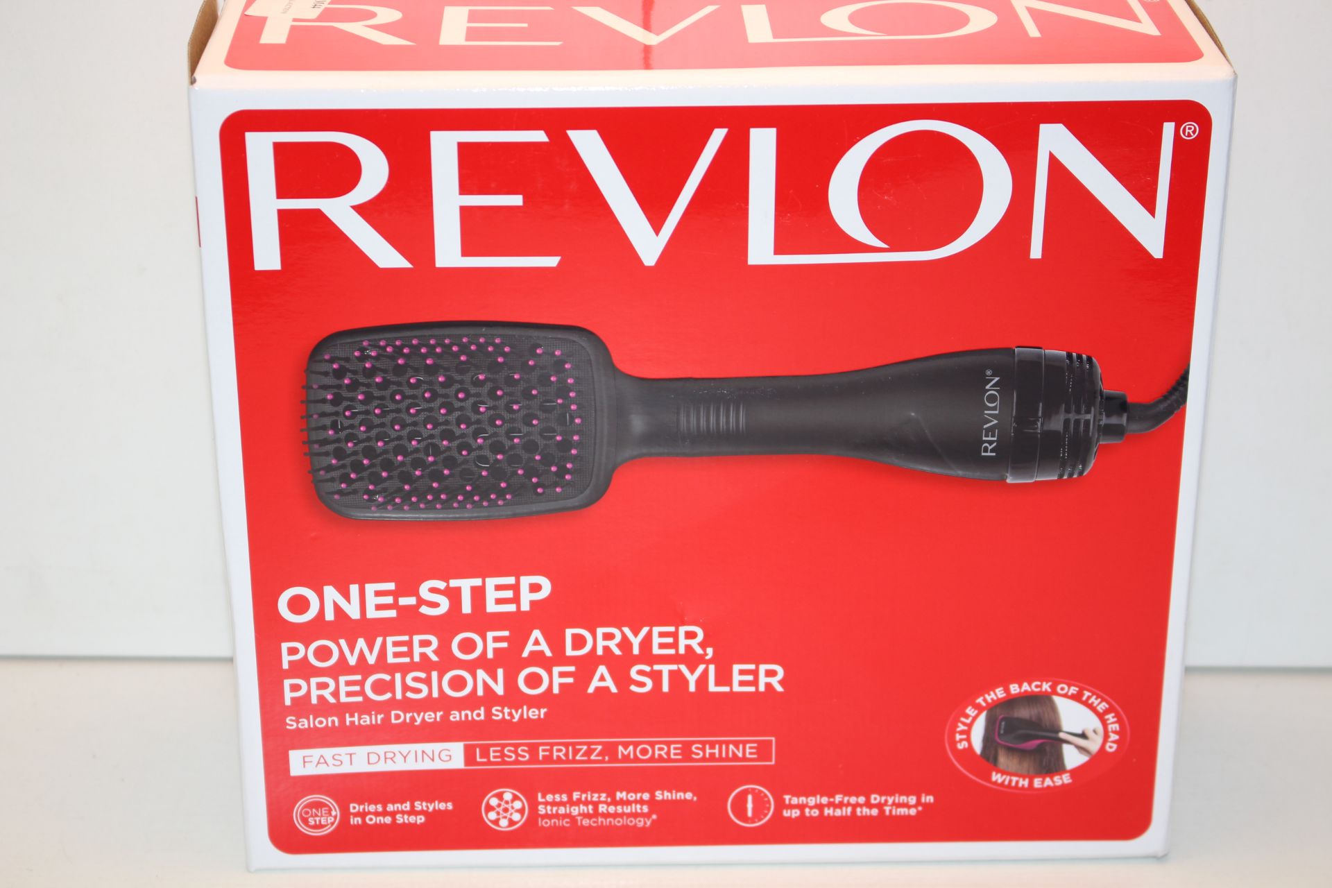 BOXED REVLON ONE-STEP VOLUMISER POWER OF A DRYER VOLUME OF A STYLER RRP £52.50 Condition