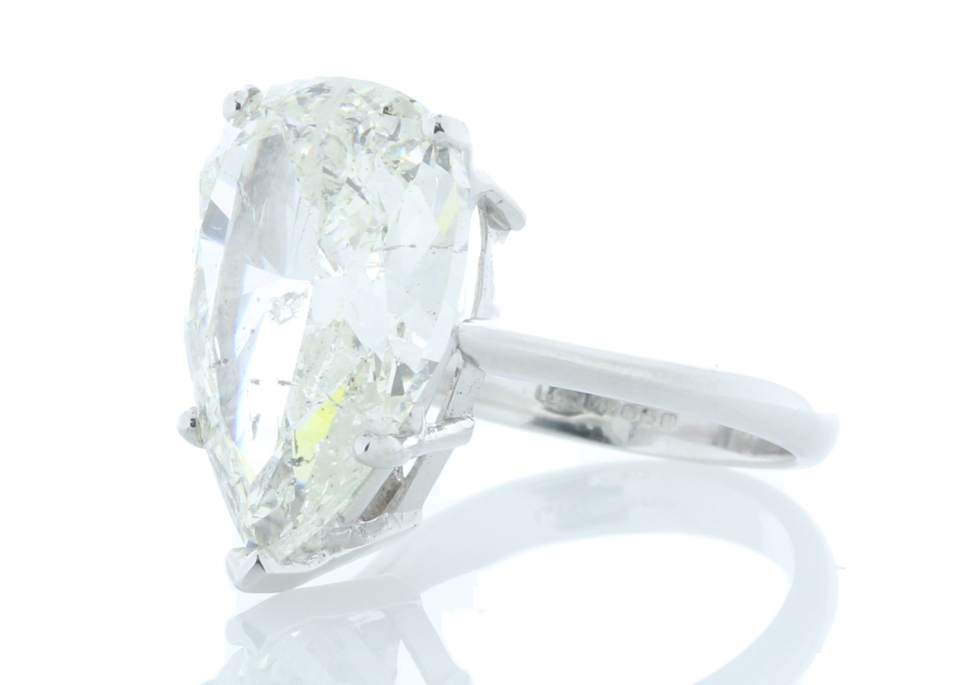 18ct White Gold Pear Shaped Diamond Ring 10.06 Carats - Valued by IDI £175,000.00 - 18ct White - Image 2 of 6
