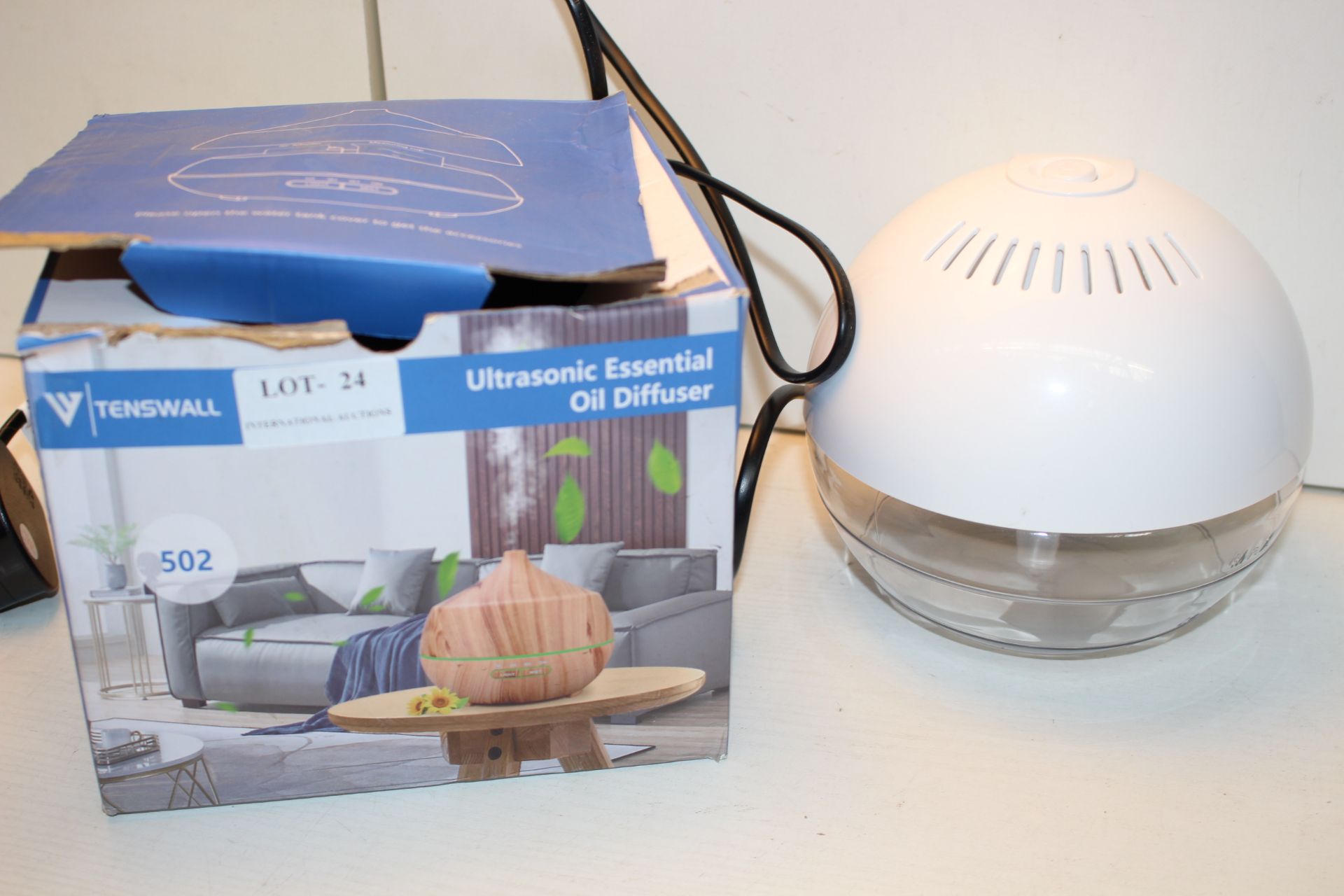 2X BOXED ASSORTED ULTRASONIC ESSENTIAL OIL DIFFUSERSCondition ReportAppraisal Available on