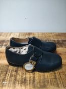 DR KELLER SHOES IN BUE SIZE 7 Condition ReportAppraisal Available on Request- All Items are