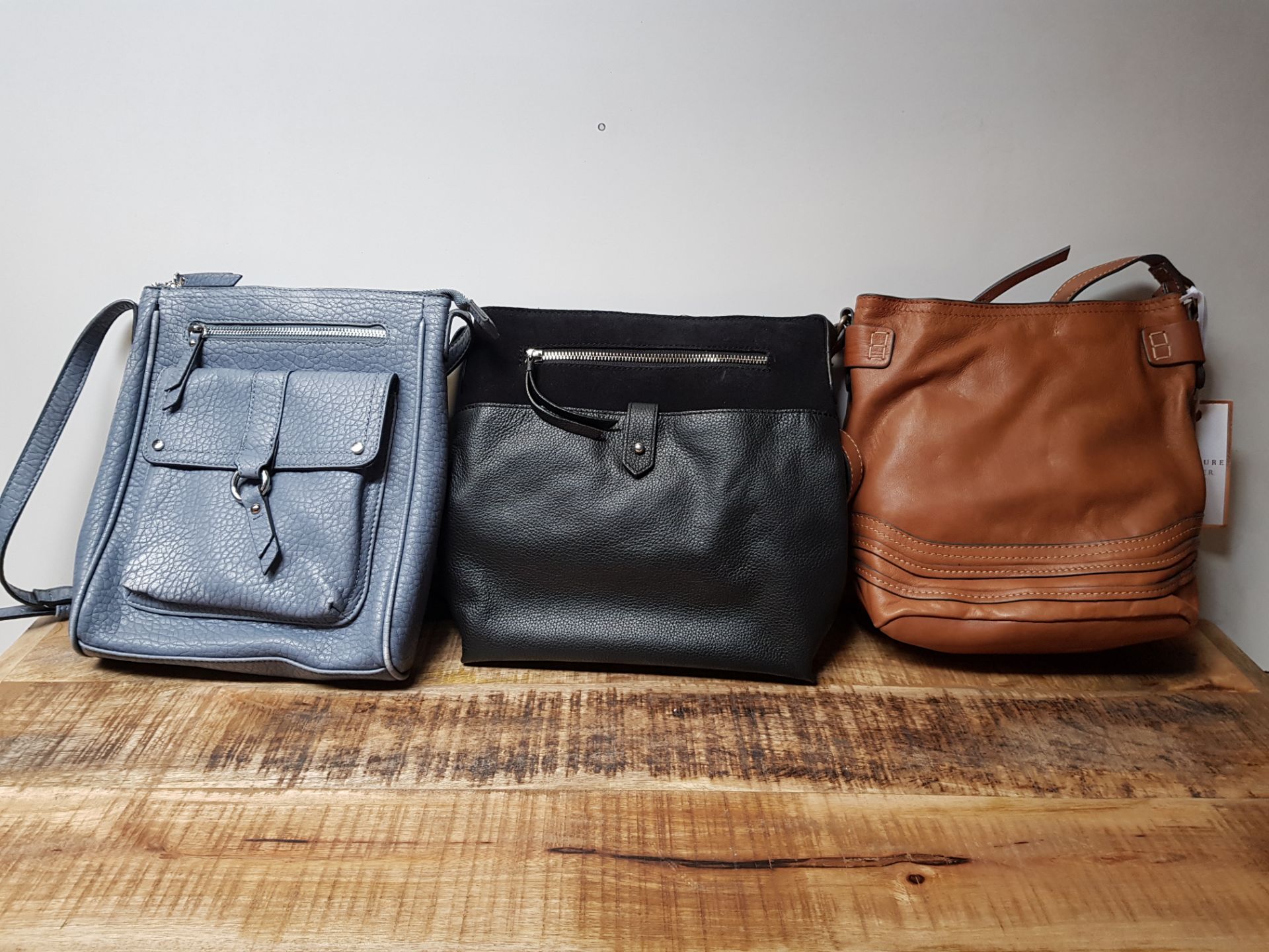 X 3 NEXT BAGS TO INCLUDE SIGNATURE LEATHER TAN BAG, BLUE OVER SHOUDLER + BLACK OVER SHOULDER