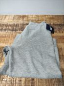 NIKE GREY SWEATSHIRT SIZE LARGE XL RRP £45Condition ReportAppraisal Available on Request- All