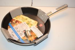BOXED ZWILLING TWIN CHOICE SINGLE FRYING PAN RRP £69.00Condition ReportAppraisal Available on