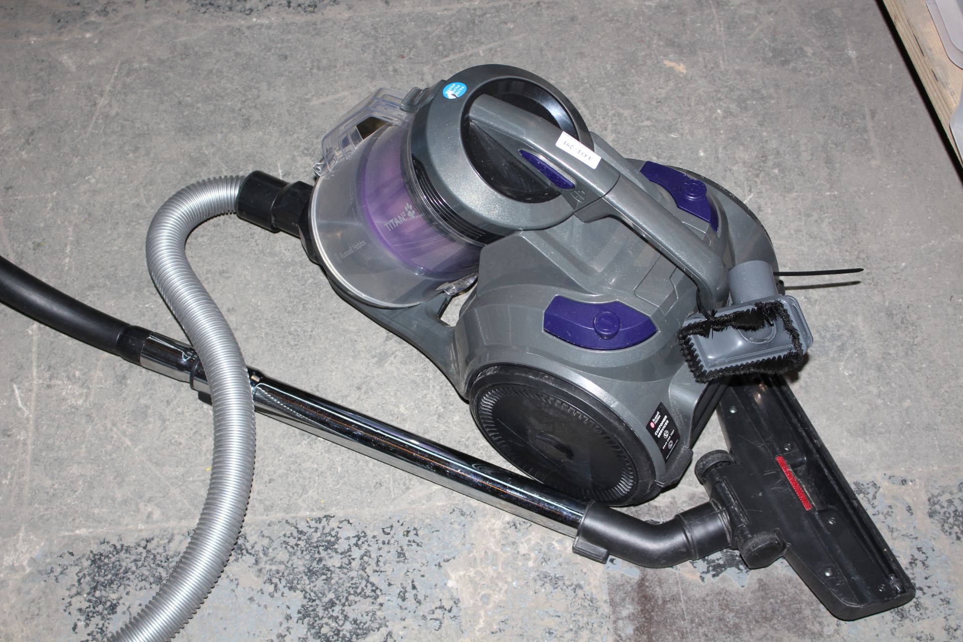 UNBOXED RUSSELL HOBBS TITAN 2 CYLINDER VACUUM CLEANER RRP £79.99Condition ReportAppraisal