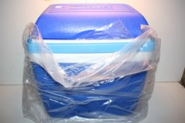 UNBOXED THERMOS INSULATED COOL BOX 32LCondition ReportAppraisal Available on Request- All Items