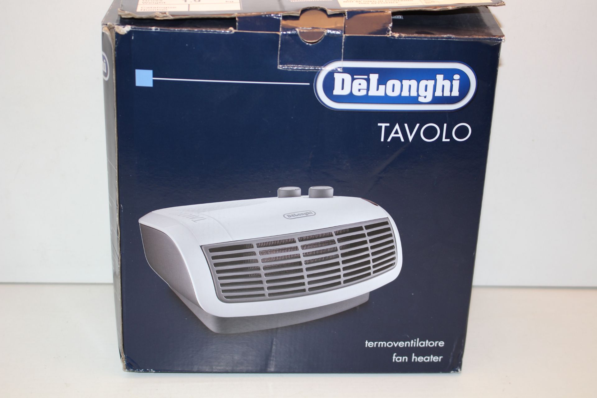 BOXED DELONGHI TAVOLO FAN HEATER TYPE:BHTF3033Condition ReportAppraisal Available on Request- All