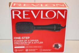 BOXED REVLON ONE-STEP POWER OF A DRYER PRECISION OF A STYLER SALON HAIR DRYER AND STYLER RRP £52.