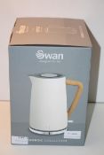 BOXED SWAN NORDIC COLLECTION 1.7LITRE KETTLE WITH RAPID BOIL COTTON WHITE RRP £39.00Condition