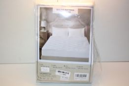 BAGGED THE YORKSHIRE BEDDING COMPANY KINGSIZE MATTRESS PROTECTOR Condition ReportAppraisal Available