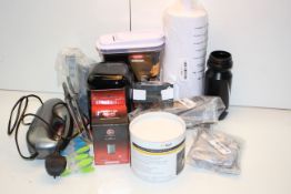 LARGE AMOUNT ASSORTED ITEMS (IMAGE DEPICTS STOCK/GREY BOX NOT INCLUDED)Condition ReportAppraisal