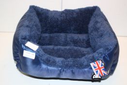 UNBOXED BUNTY PLUSH SMALL DOG BED RRP £28.97Condition ReportAppraisal Available on Request- All