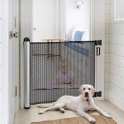 BOXED MEINKIND RETRACTABLE SAFETY GATE RRP £59.99Condition ReportAppraisal Available on Request- All