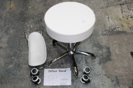 UNBOXED WHEELED GAS LIFT SWIVEL OFFICE STOOL Condition ReportAppraisal Available on Request- All