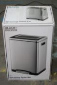 BOXED BLACK + DECKER RECYCLING PEDAL BIN 40L CAPACITY MODEL: BXBNOOO3E RRP £69.99Condition