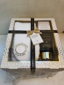 X 3 BAYLIS & HARDING GIFT SETSCondition ReportAppraisal Available on Request- All Items are