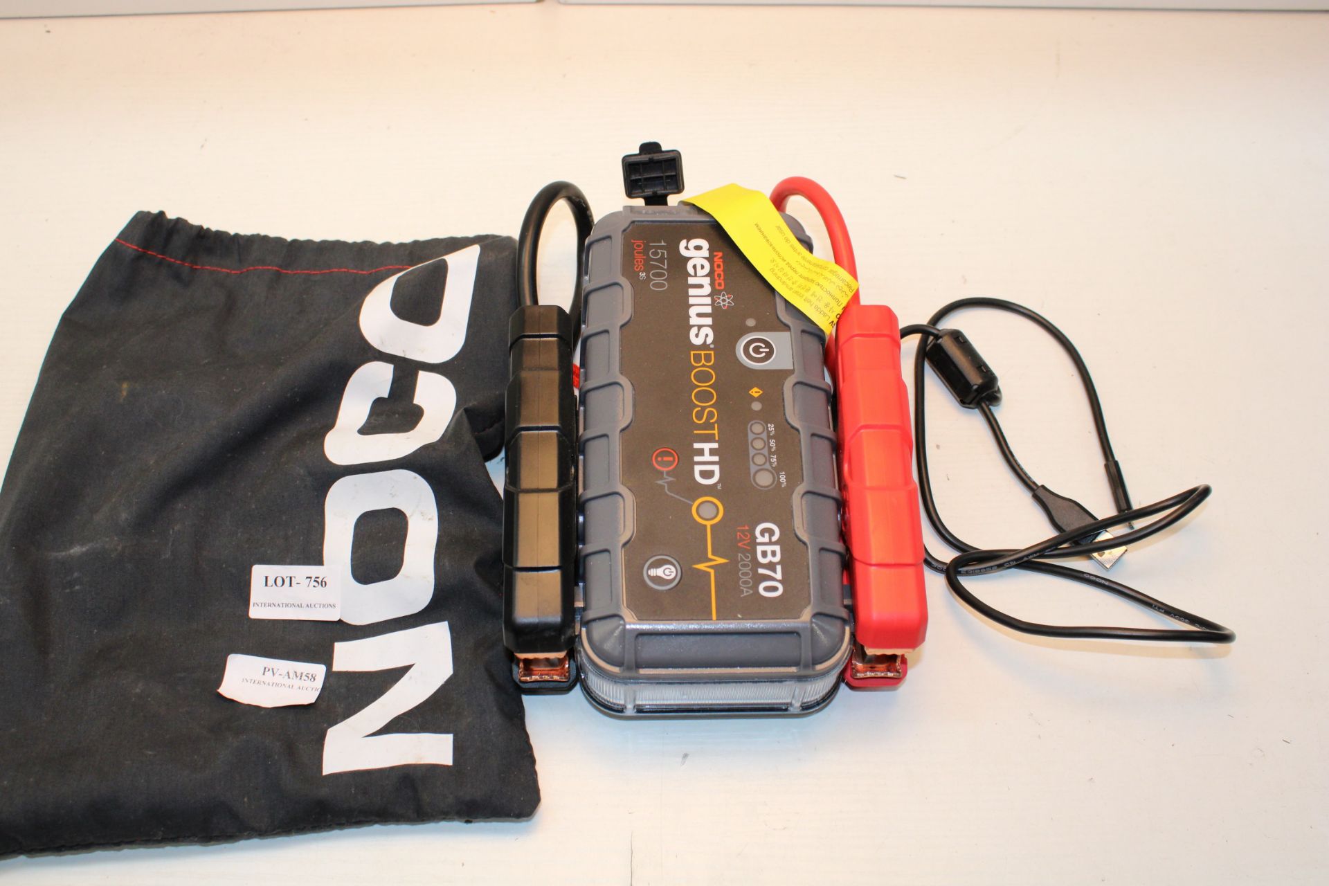 UNBOXED NOCO GENIUS BOOST HD 15700 GB70 JUMP STARTER RRP £200.00Condition ReportAppraisal