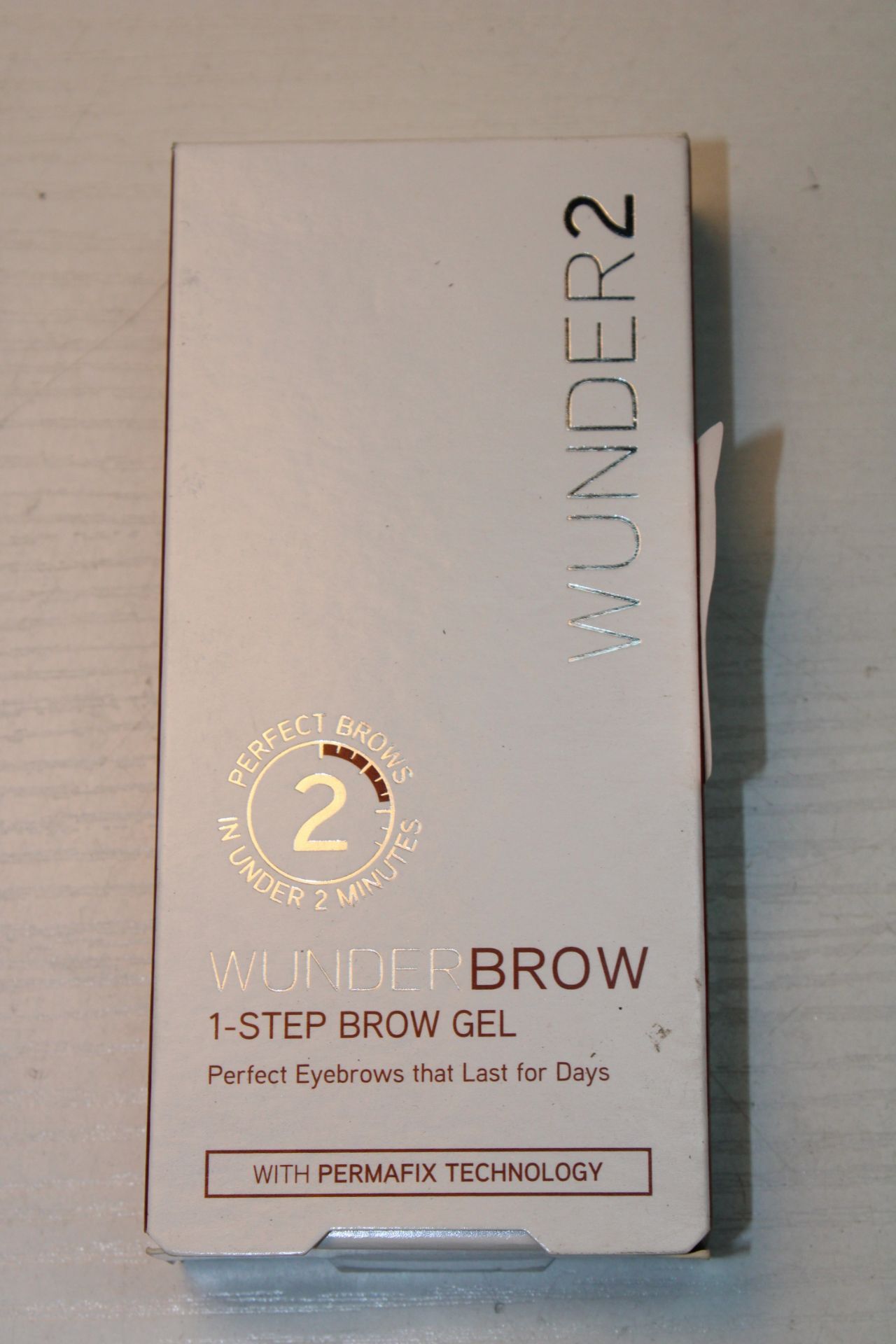 BOXED WUNDER2 WUNDERBROW 1-STEP BROW GEL "PERFECT EYEBROWS THAT LAST FOR DAYS" RRP £14.99Condition