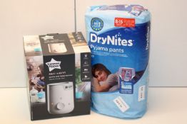 2X ASSORTED ITEMS TO INCLUDE DRYNITES & TOMMEE TIPPEE EASI-WARM BOTTLE & FOOD WARMER Condition