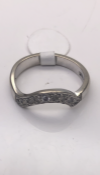 18 carat White Gold Diamond twist Ring