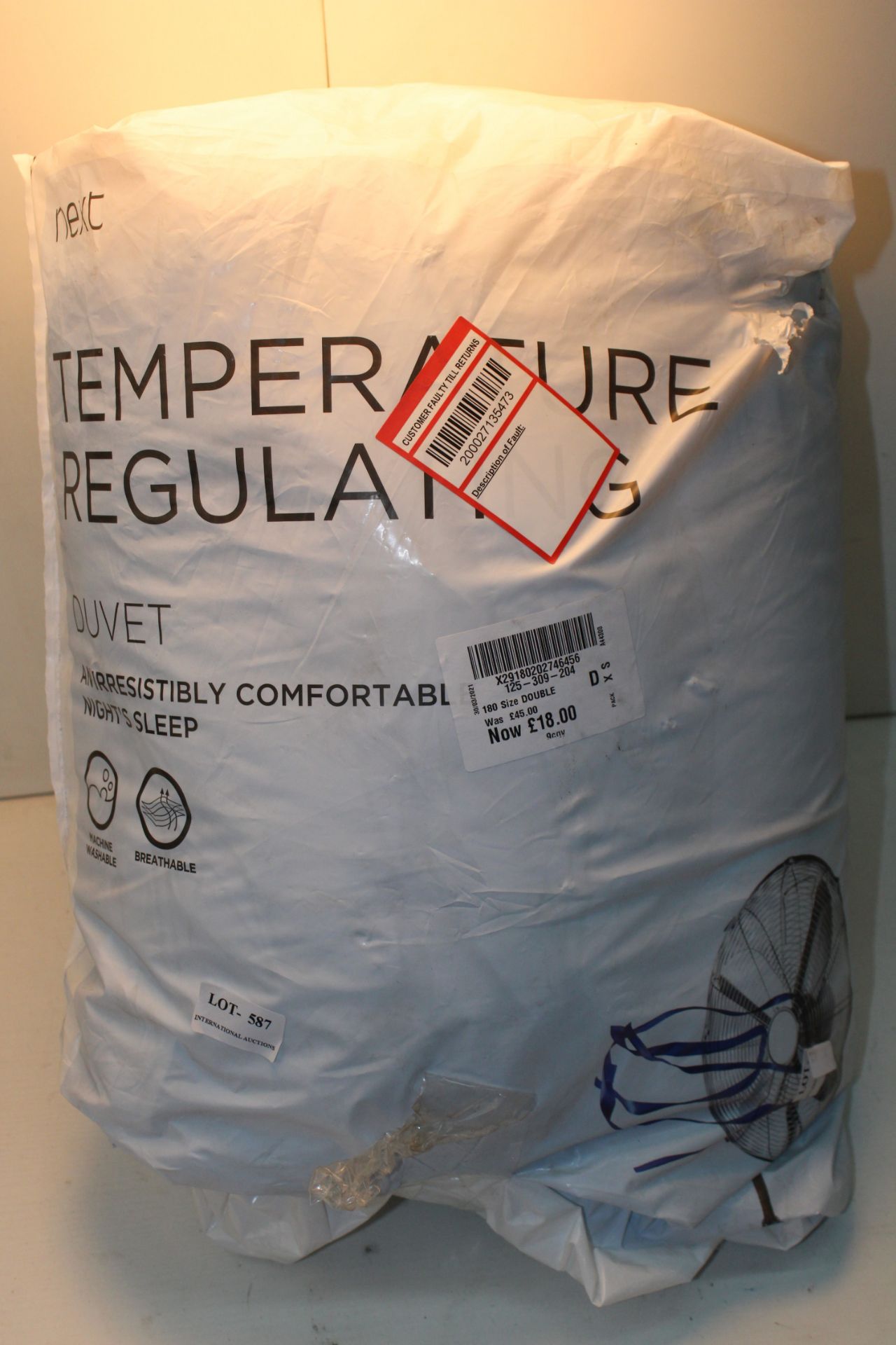 BAGGED NEXT 13.5TOG DOUBLE DUVET TEMERATURE REGULATING RRP £45.00Condition ReportAppraisal Available