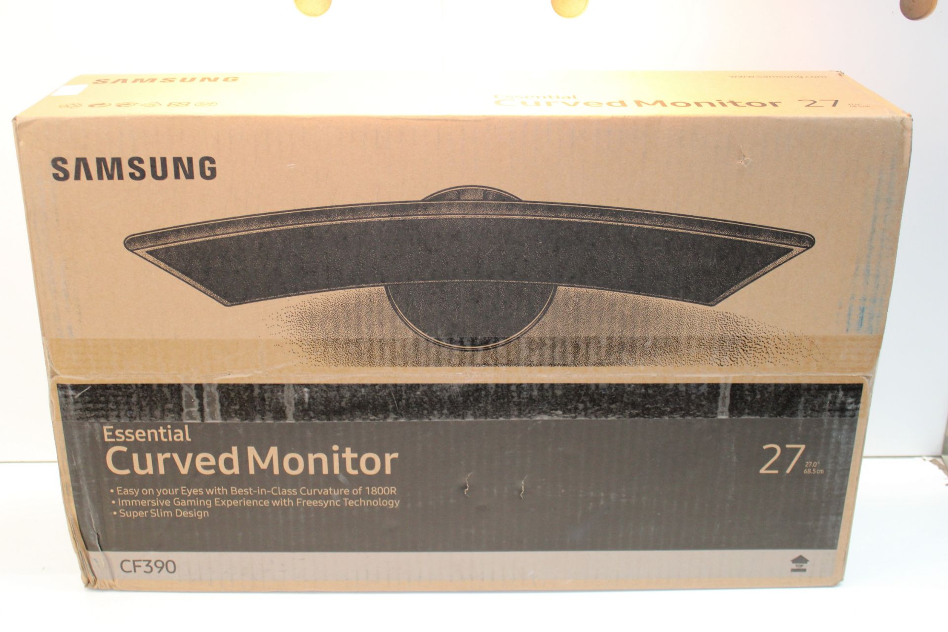 BOXED SAMSUNG ESSENTIAL CURVED MONITOR 27" RRP £169.00 (UNTESTED UNCHECKED)