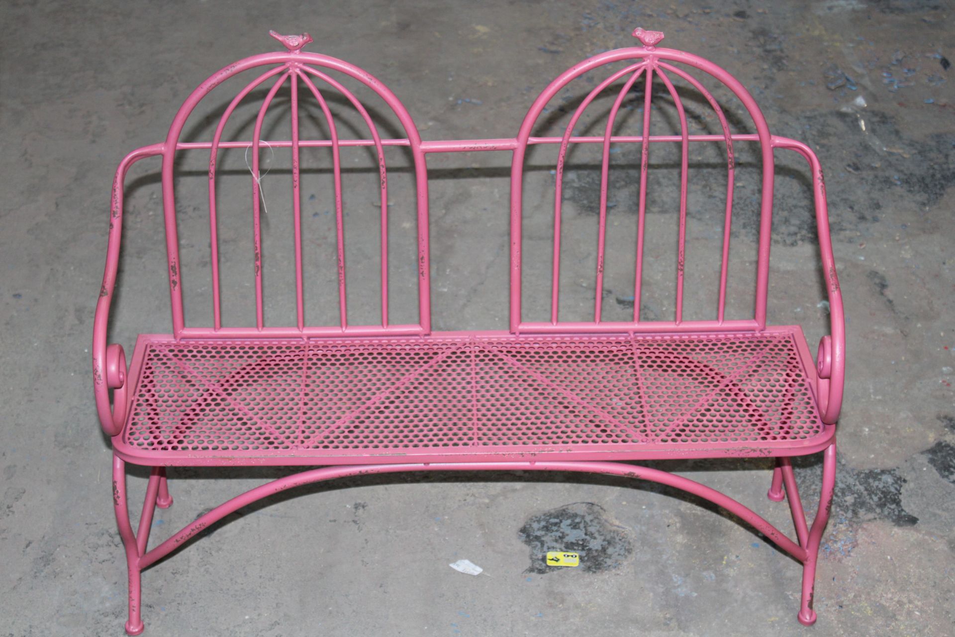 BOXED METAL HALLWAY BENCH PINK RRP £76.00Condition ReportAppraisal Available on Request- All Items