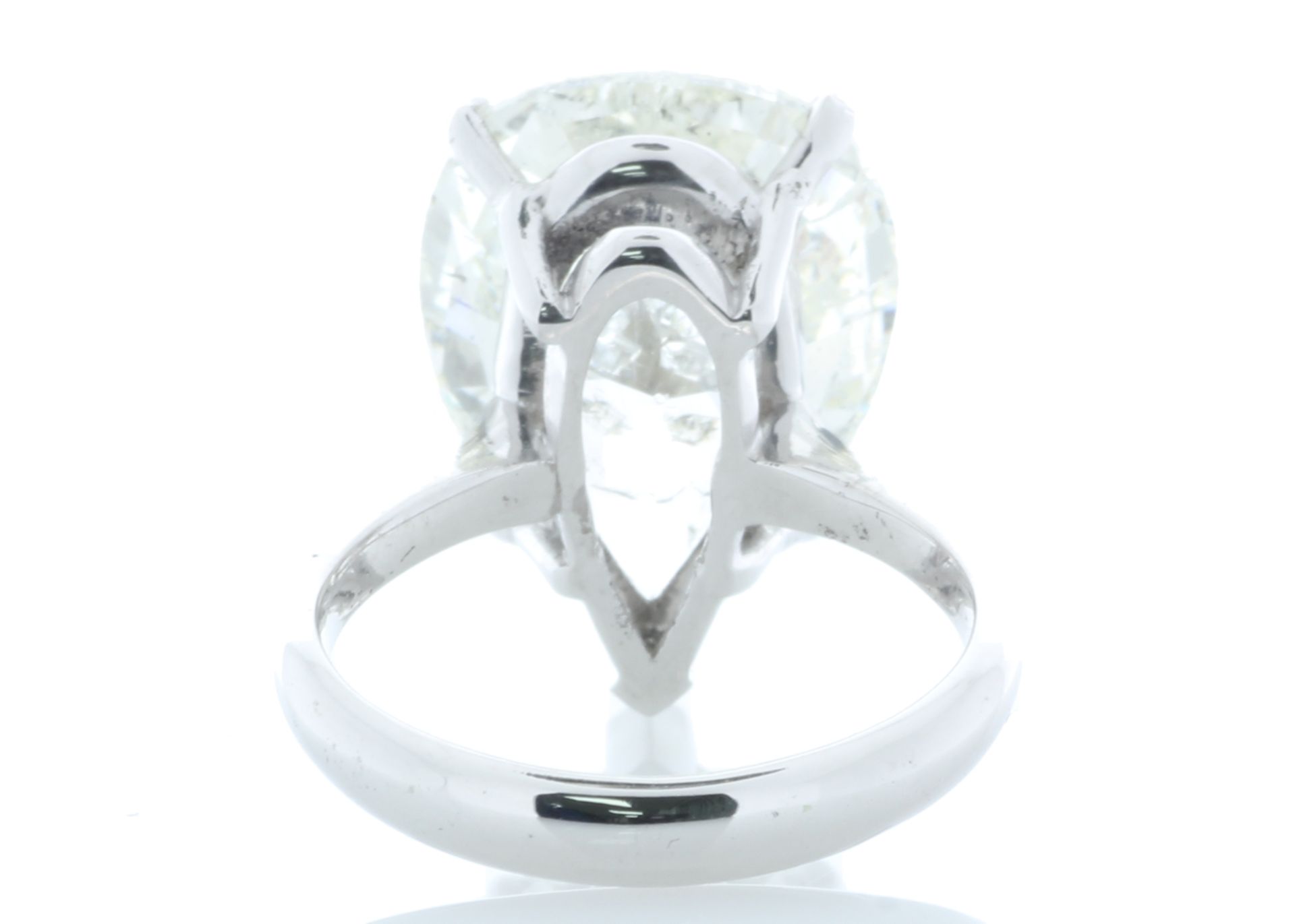 18ct White Gold Pear Shaped Diamond Ring 10.06 Carats - Valued by IDI £175,000.00 - 18ct White - Image 4 of 6