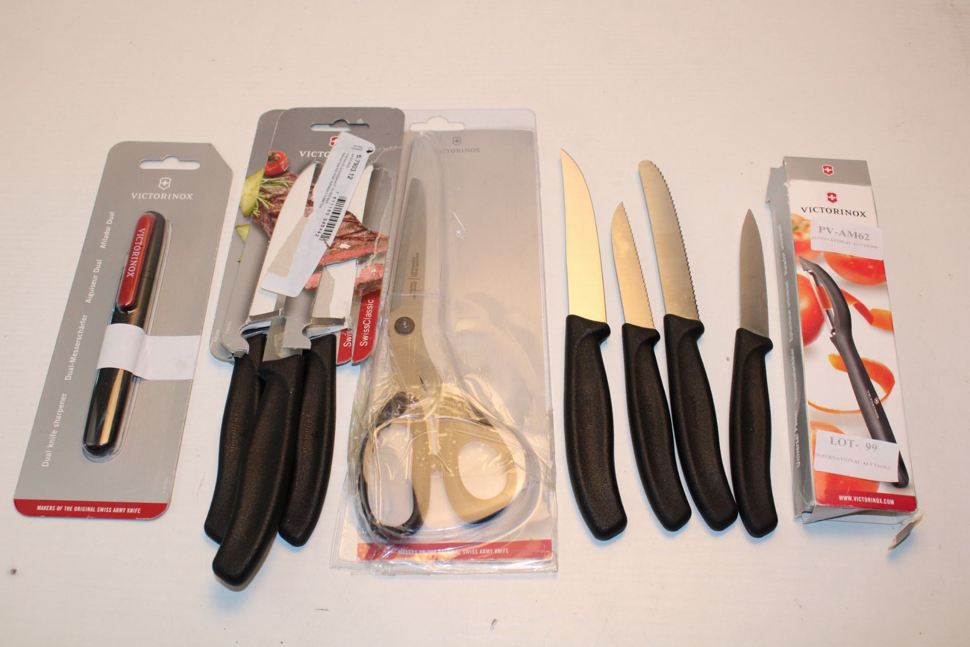 ASSORTED KNIVES AND PEELERS (IMAGE DEPICTS STOCK)Condition ReportAppraisal Available on Request- All
