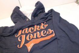 JACK & JONES HOODIE SIZE 1XL RRP £34.99Condition ReportAppraisal Available on Request- All Items are