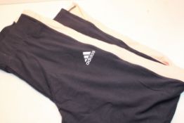 ADIDAS WOMENS TRACKSUIT PANTS SIZE XL 20/22 RRP £39.99Condition ReportAppraisal Available on