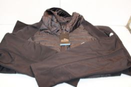 SNOWDONIA BLACK SOFTSHELL JACKET 5XL RRP £22.99Condition ReportAppraisal Available on Request- All
