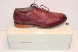 BOXED HUSH PUPPIES ELLODIE ELLIS WINE LEATHER SHOES UK SIZE 6 RRP £67.00Condition ReportAppraisal